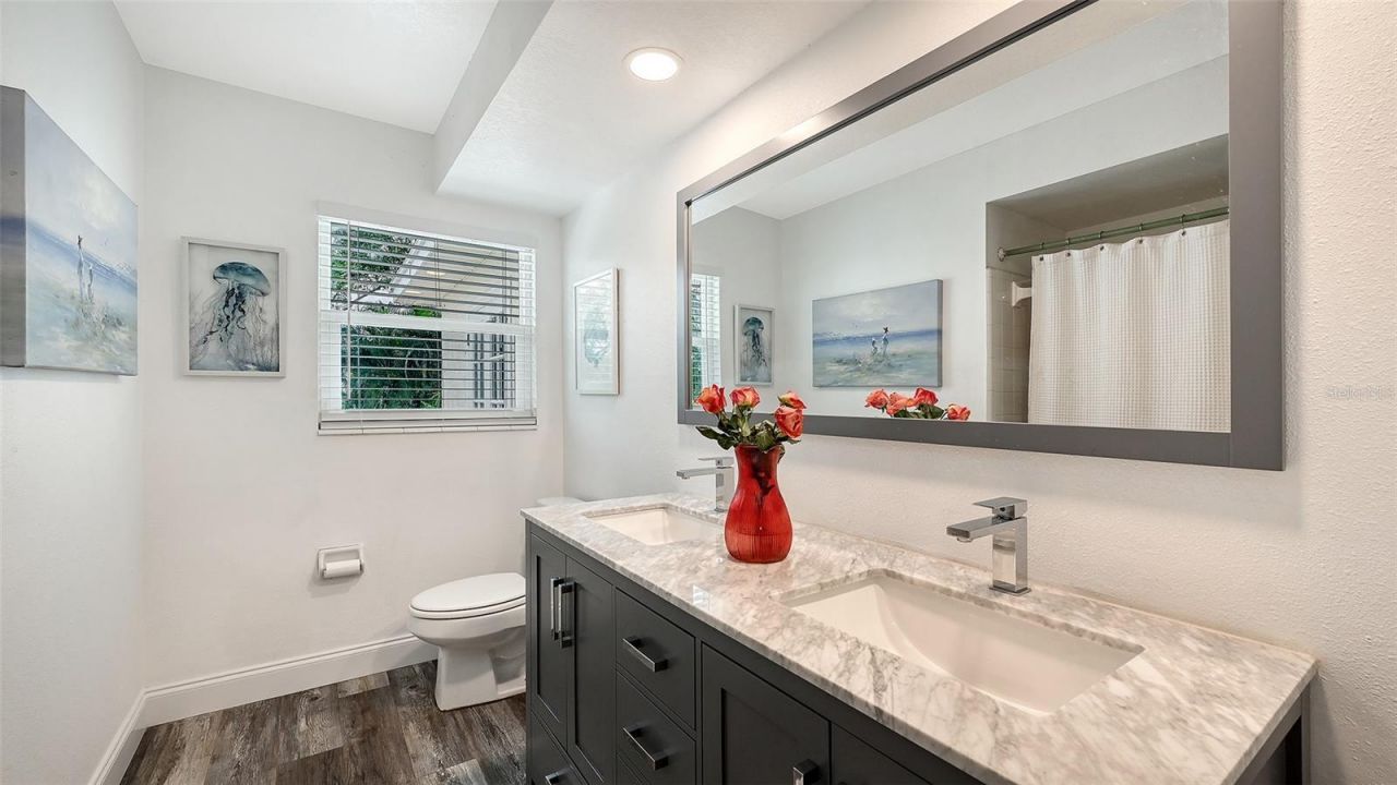 2103 Lusitania Drive, Sarasota, FL 34231 Photo