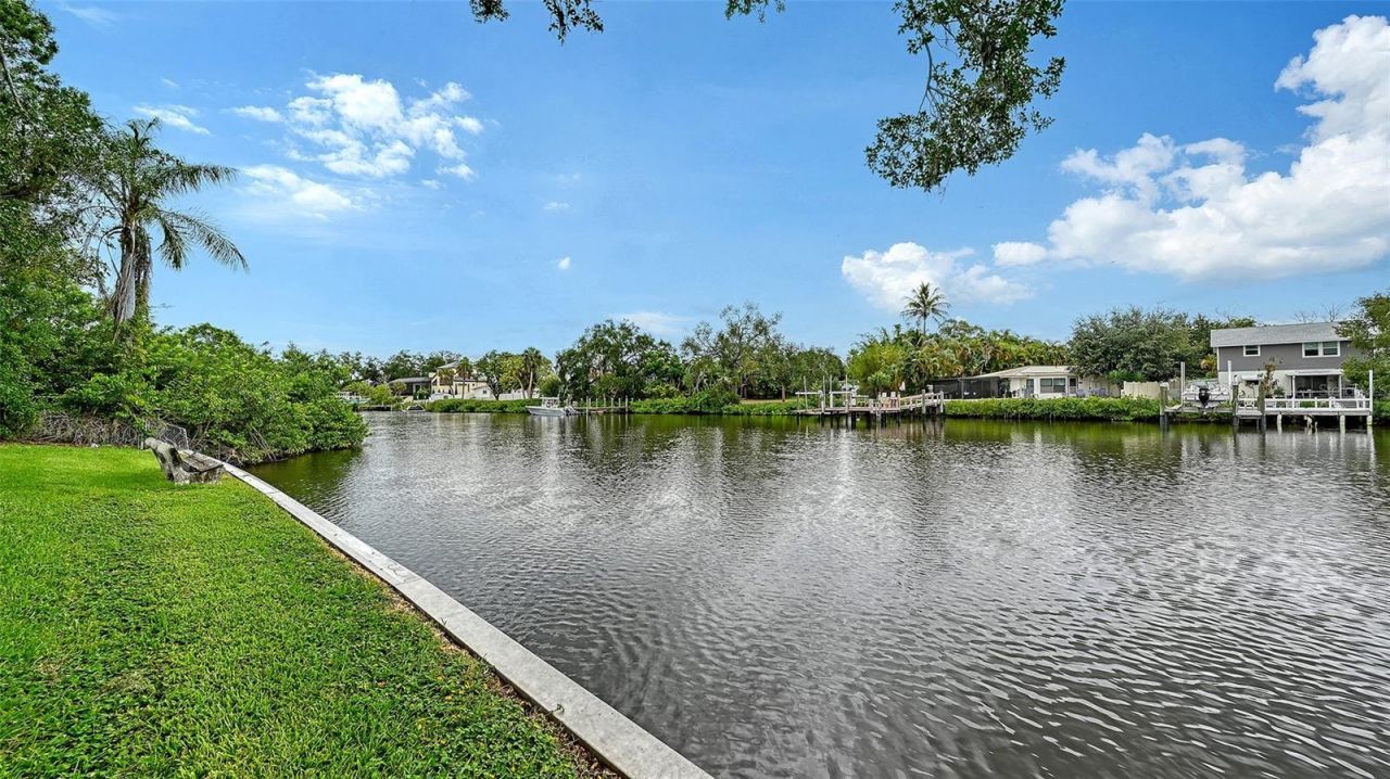 2103 Lusitania Drive, Sarasota, FL 34231 Photo
