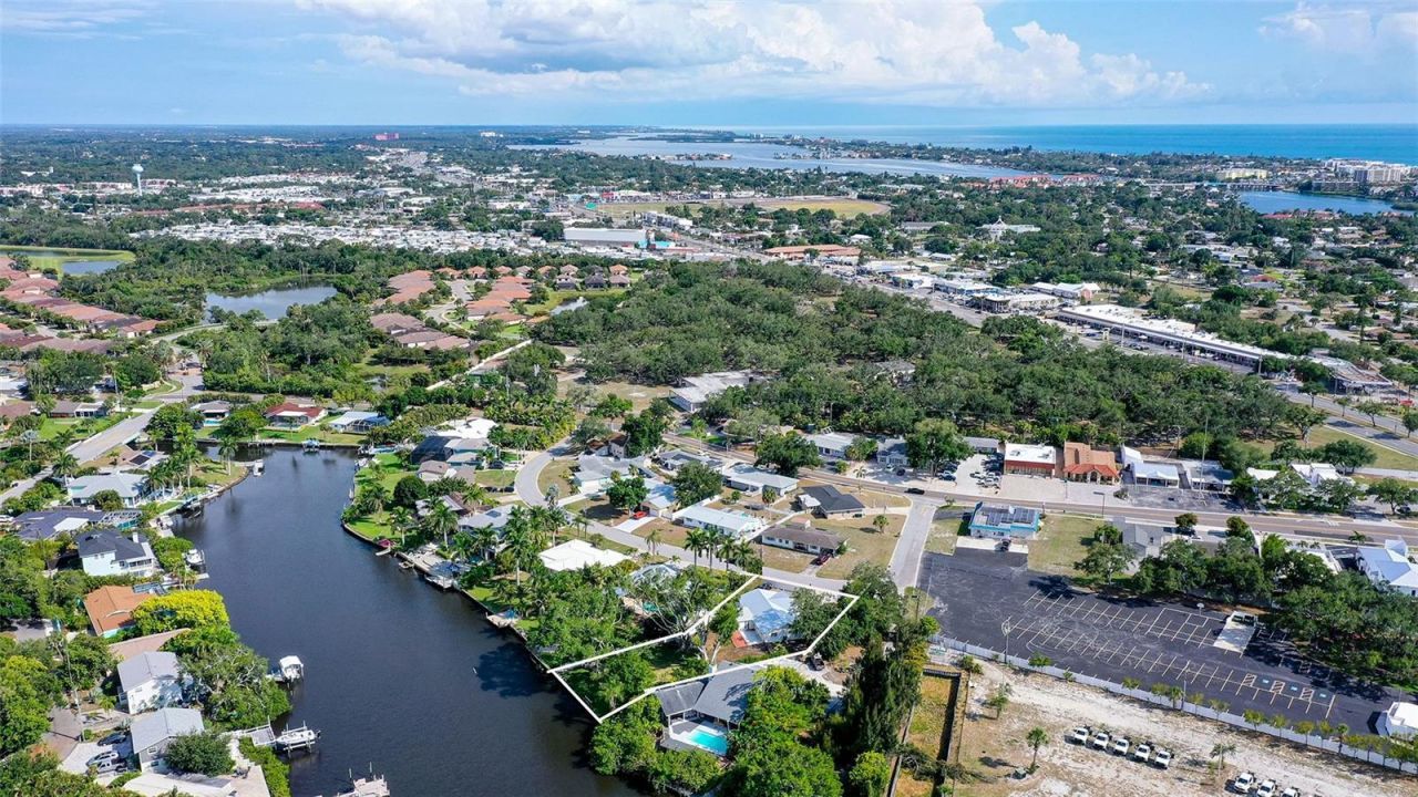 2103 Lusitania Drive, Sarasota, FL 34231 Photo