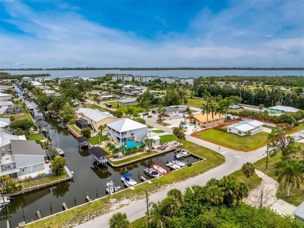 8153 ROBERT STREET , ENGLEWOOD, FL 34224