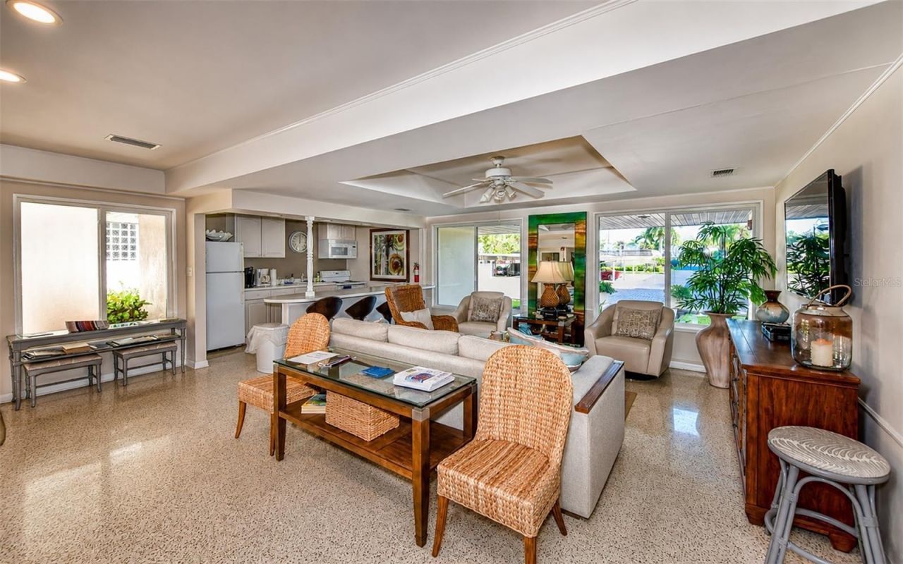 1900 Benjamin Franklin Drive , Unit V11, Sarasota, FL 34236 Photo