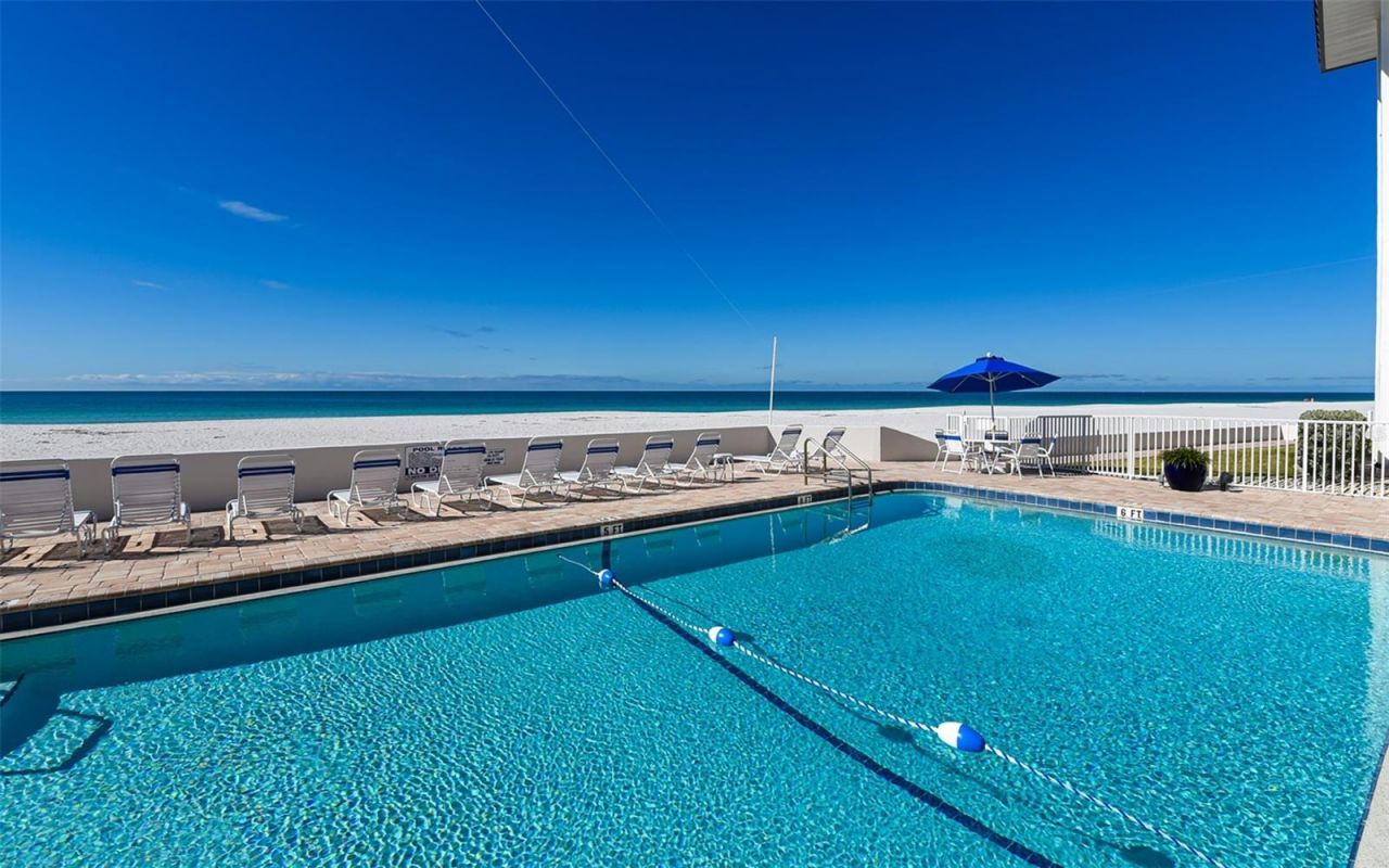1900 Benjamin Franklin Drive , Unit V11, Sarasota, FL 34236 Photo