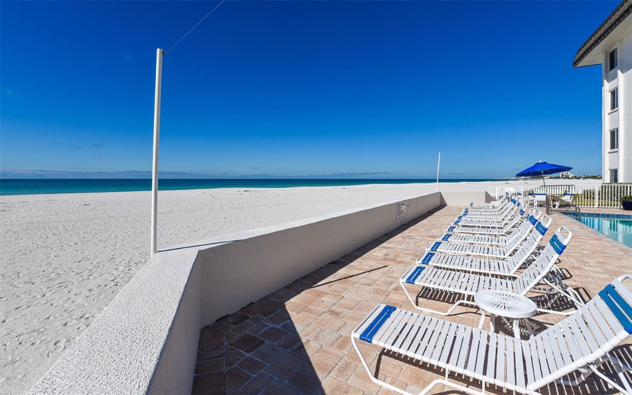 1900 Benjamin Franklin Drive , Unit V11, Sarasota, FL 34236 Photo