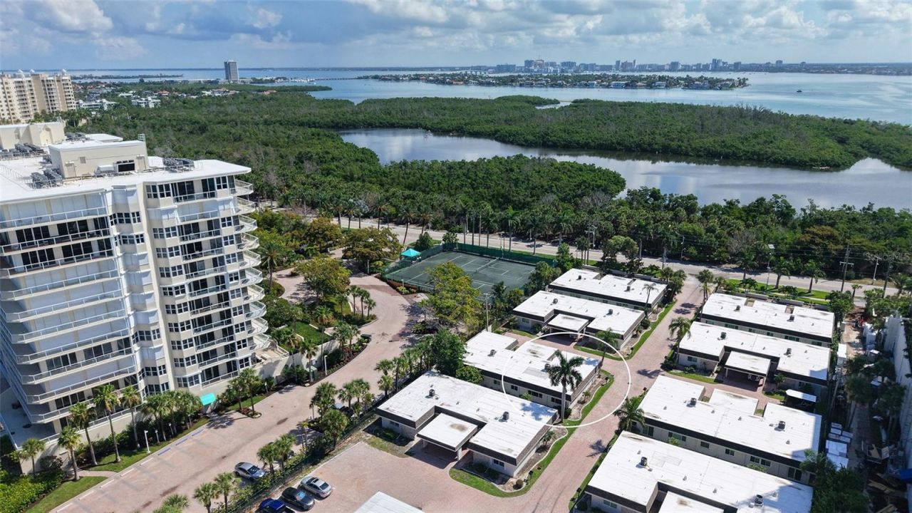 1900 Benjamin Franklin Drive, Unit V11, Sarasota, FL 34236 Photo