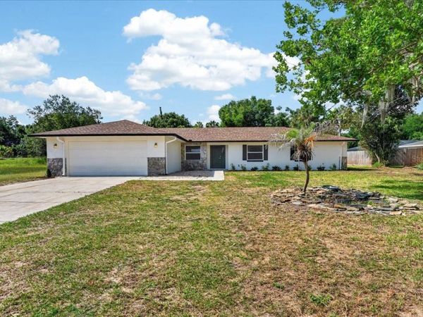 5115 MOCKINGBIRD LANE , FRUITLAND PARK, FL 34731