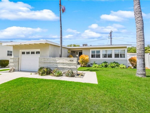 6721 E La Marimba, Long Beach, CA 90815