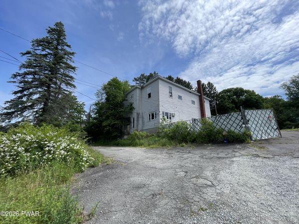 786 Main Street, Simpson, PA 18407