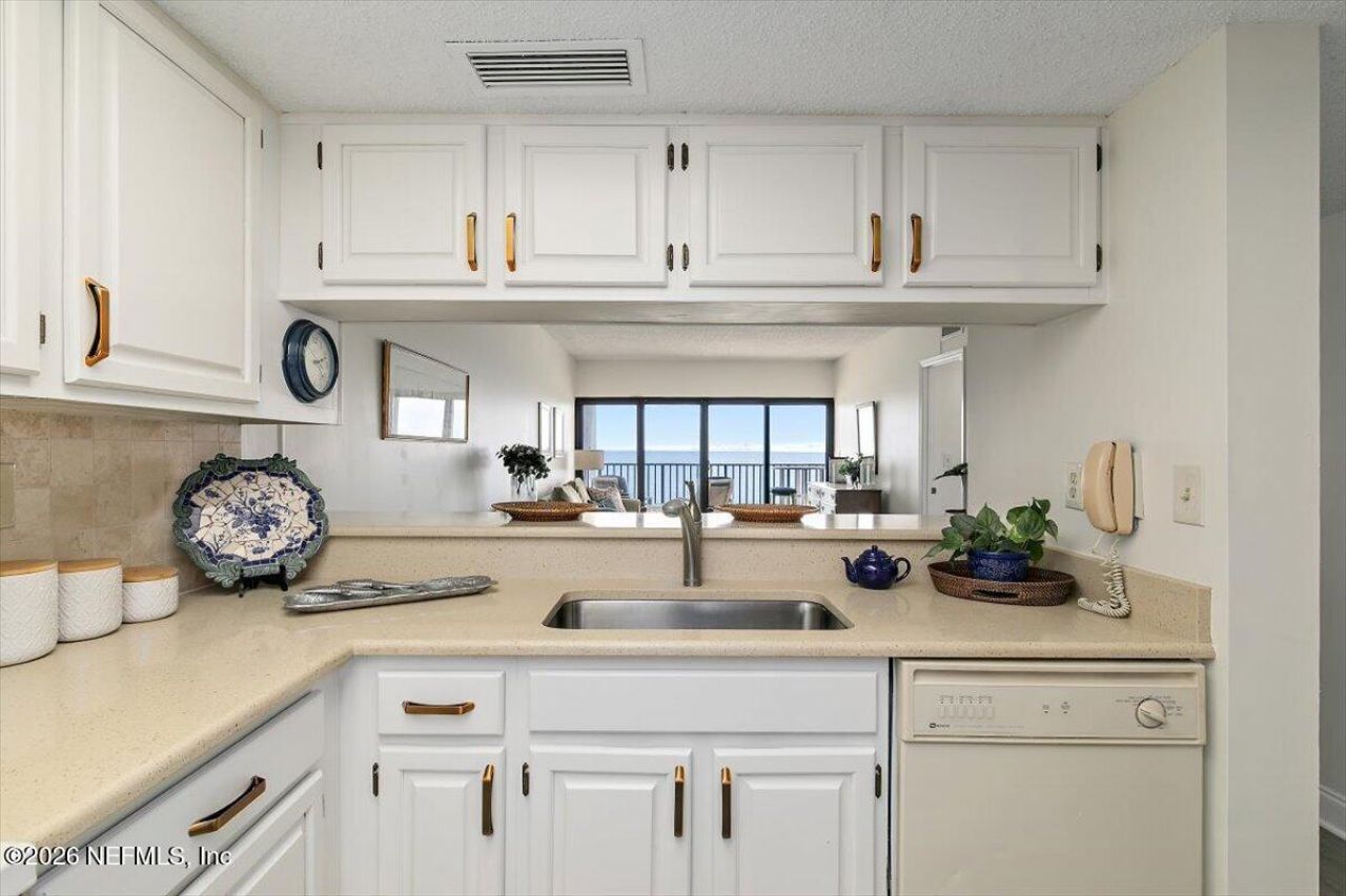 1901 1st Street N, Unit 1503, Jacksonville Beach, FL 32250 Photo