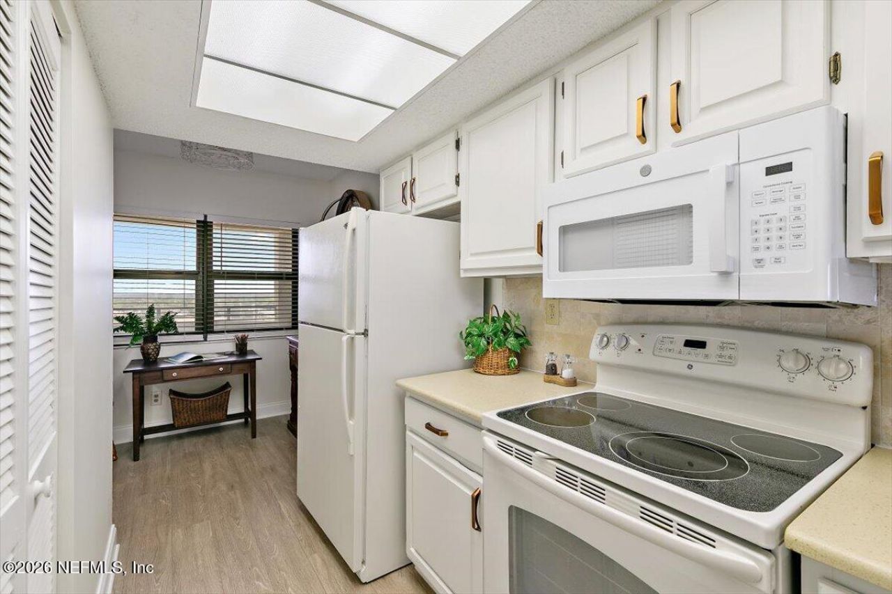 1901 1st Street N, Unit 1503, Jacksonville Beach, FL 32250 Photo