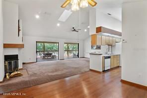 303 Riley Lake Drive, Hawthorne, FL 32640 Photo