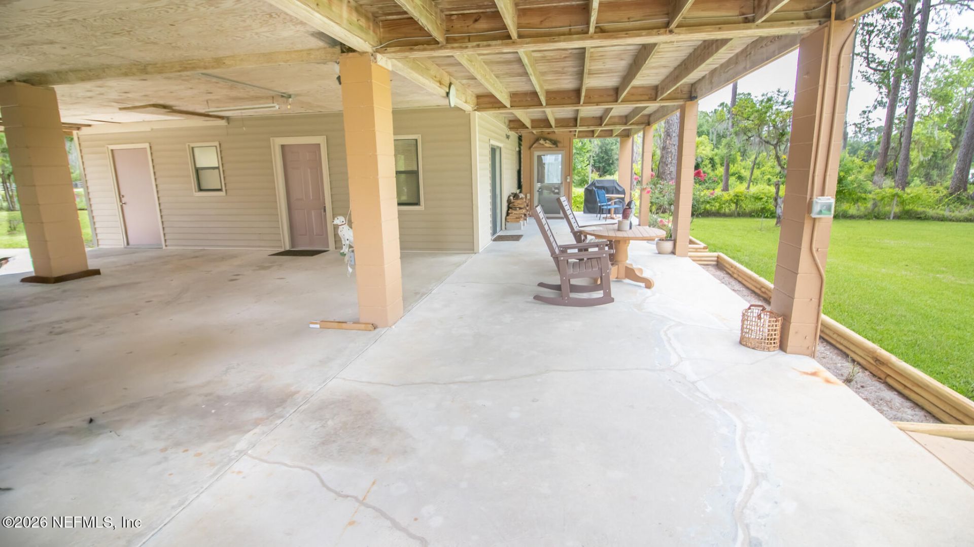 303 Riley Lake Drive, Hawthorne, FL 32640 Photo