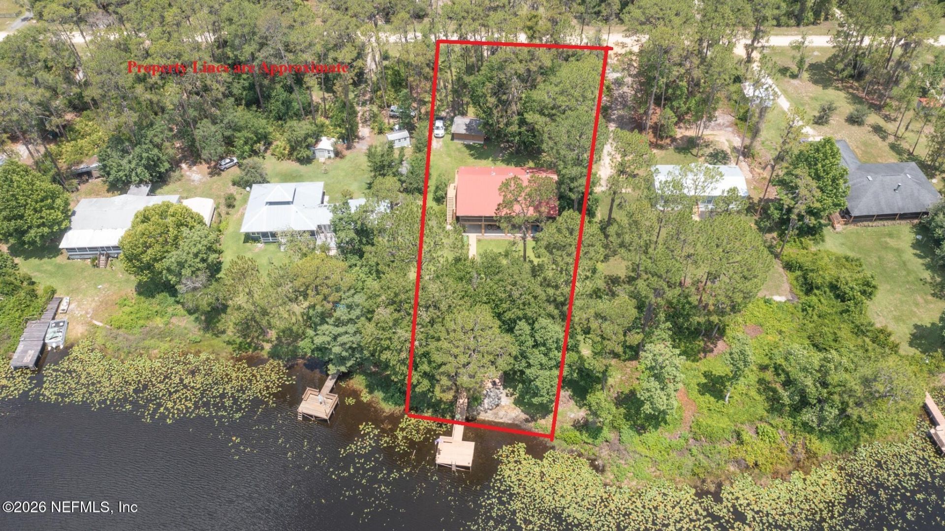 303 Riley Lake Drive, Hawthorne, FL 32640 Photo