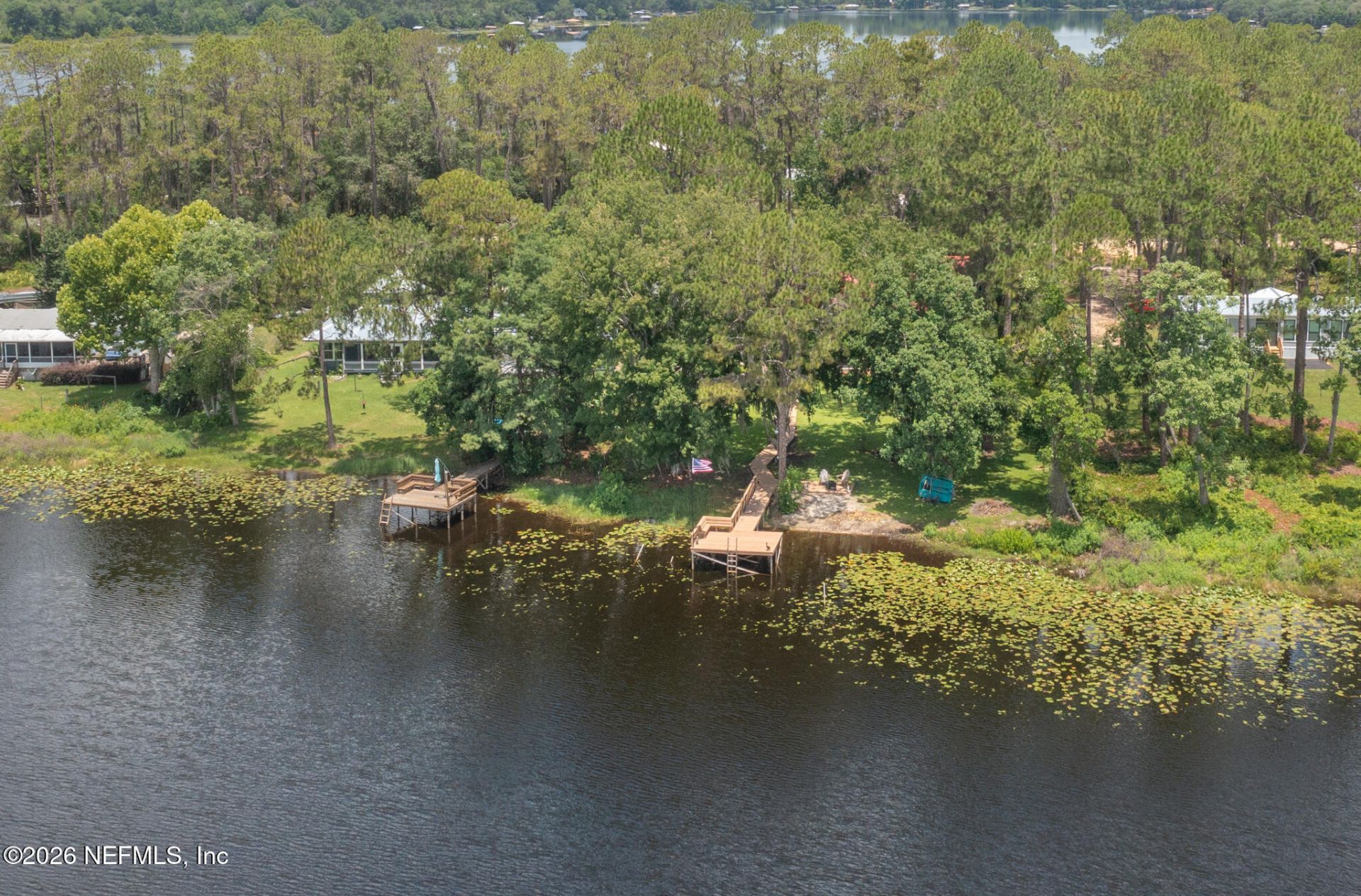 303 Riley Lake Drive, Hawthorne, FL 32640 Photo