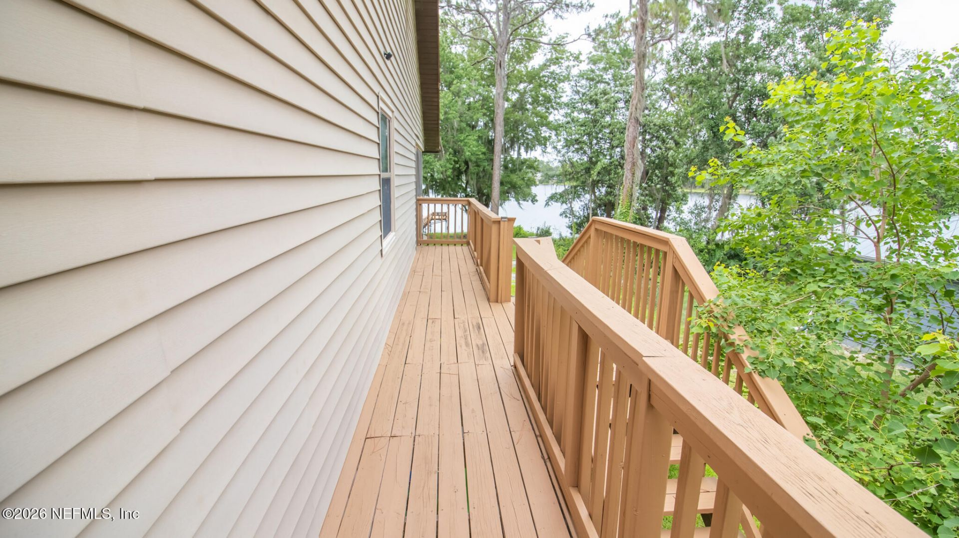 303 Riley Lake Drive, Hawthorne, FL 32640 Photo