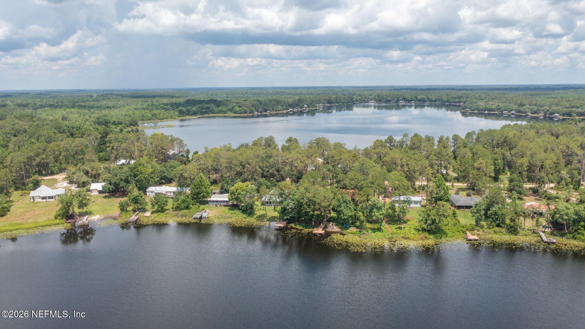 303 Riley Lake Drive, Hawthorne, FL 32640 Photo