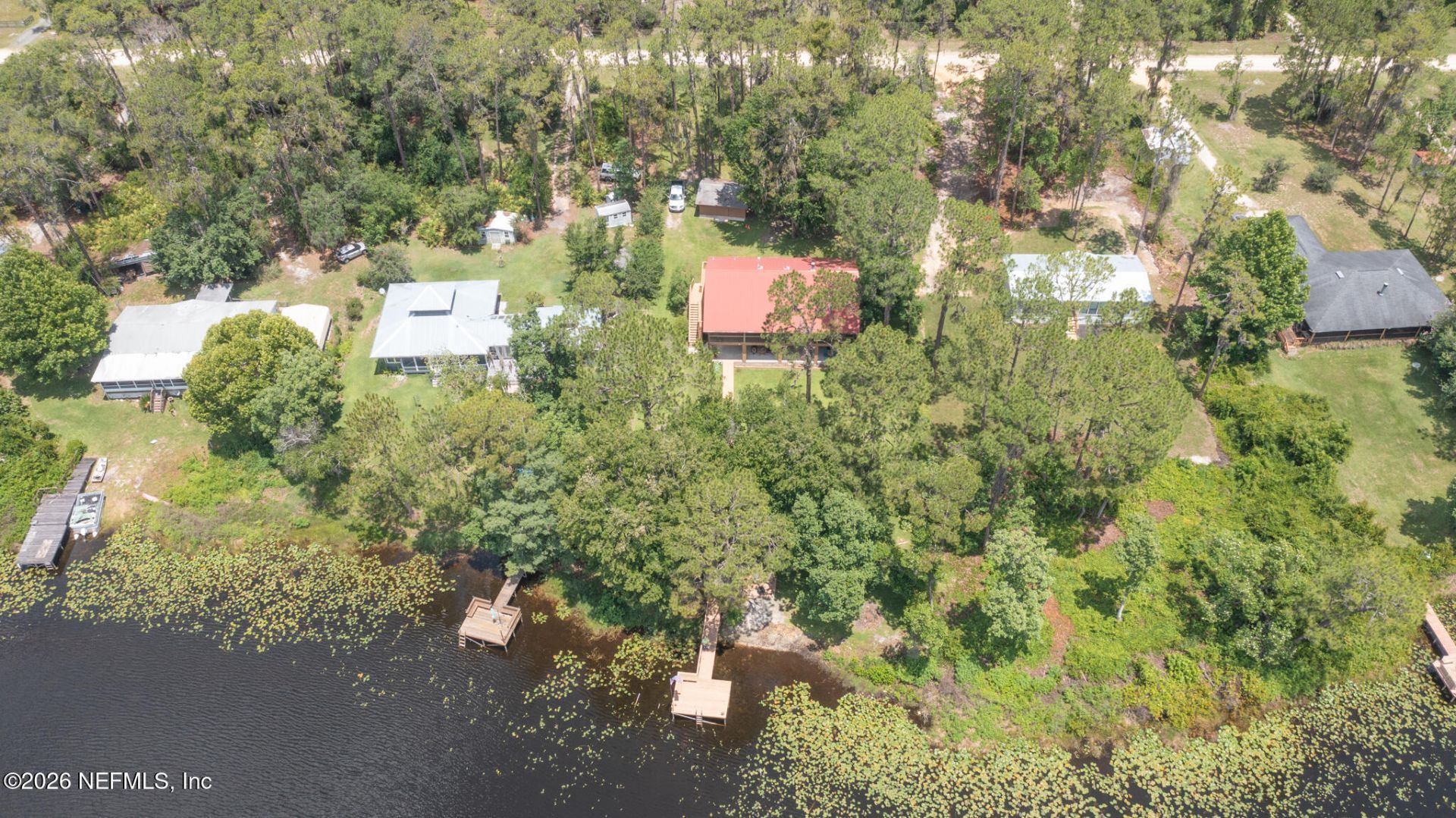 303 Riley Lake Drive, Hawthorne, FL 32640 Photo