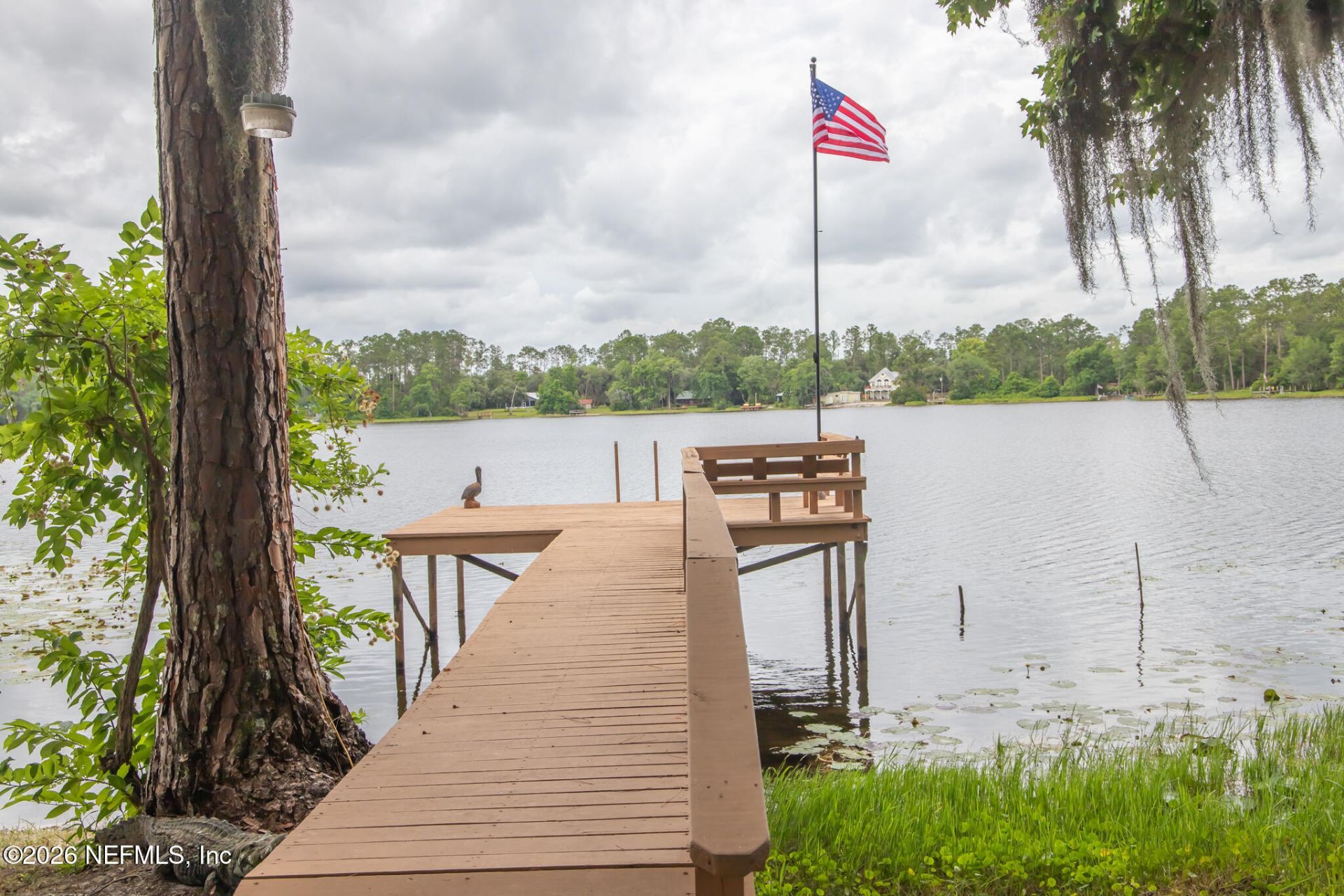 303 Riley Lake Drive, Hawthorne, FL 32640 Photo