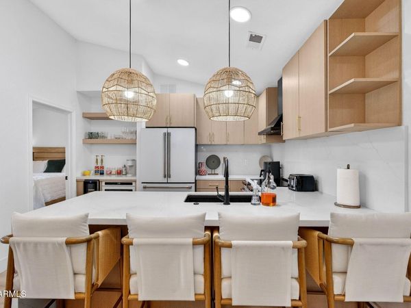 4848 N 36TH Street, Unit 207, Phoenix, AZ 85018