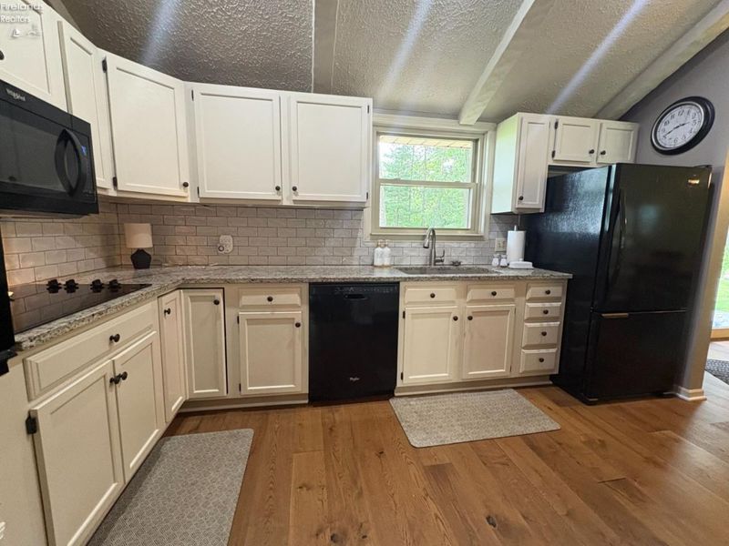 4285 S State Route 103, Willard, OH 44890 Photo 16