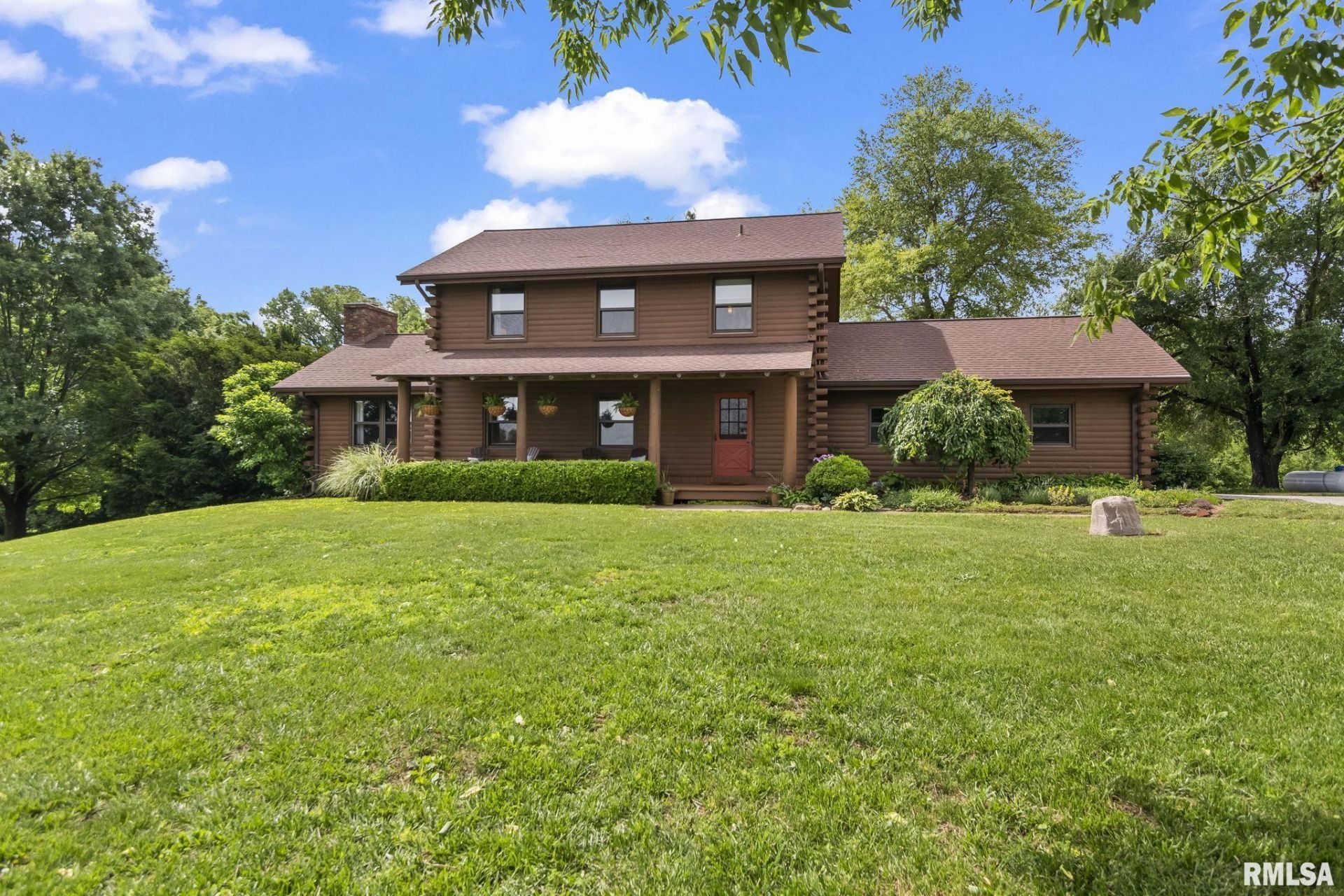 1850 E Barber Road, Sherman, IL 62684 Main Photo