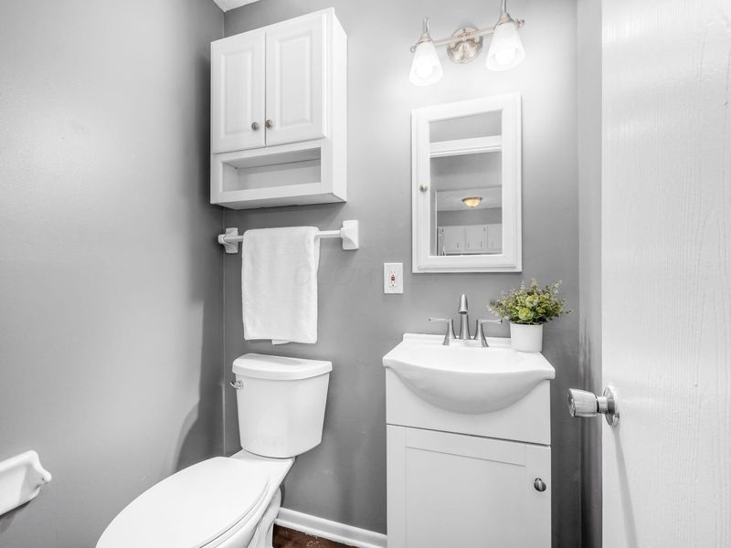 7660 Exploration Drive, Columbus, OH 43085 Photo 11