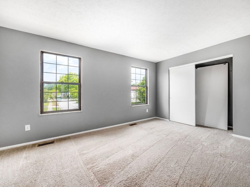 7660 Exploration Drive, Columbus, OH 43085 Photo 13