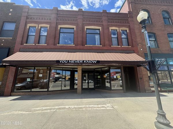 5 S MAPLE --, Watertown, SD 57201