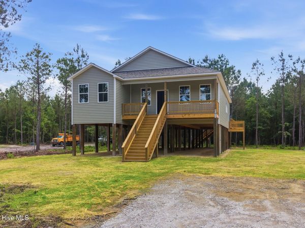 588 Vandemere Creek Drive, Vandemere, NC 28587