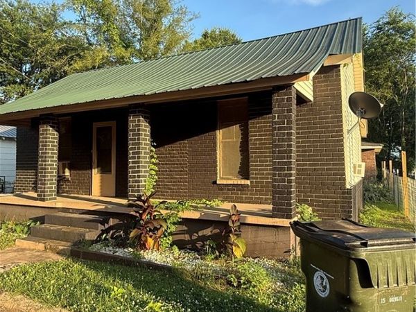 1117 27th Street , Tuscaloosa, AL 35401