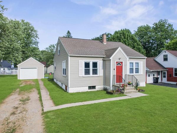 3920 14TH STREET, Menominee, MI 49858