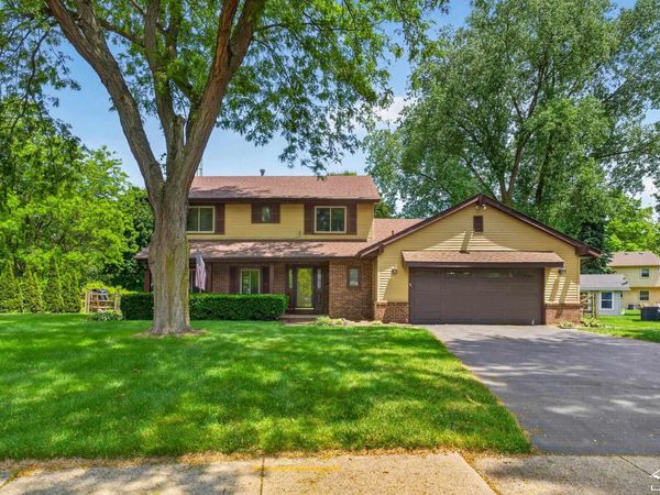 8008 Fox Run Court, Temperance, MI 48182