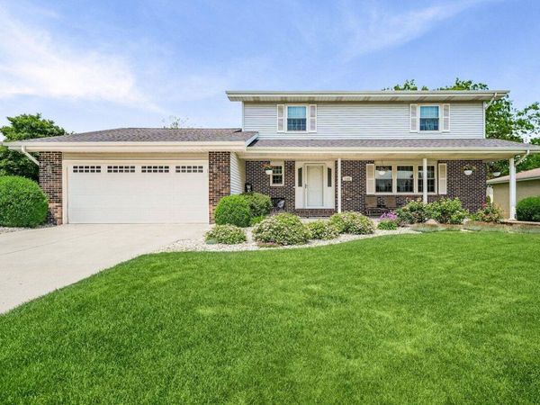 1200 Seminole Drive , Crown Point, IN 46307