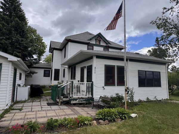 211 4TH Street N, Fisher, MN 56723