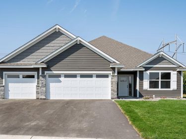 22574 Thrush Street NW, Oak Grove, MN 55005