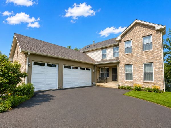 81 Misty Hill Lane , Hainesville, IL 60030