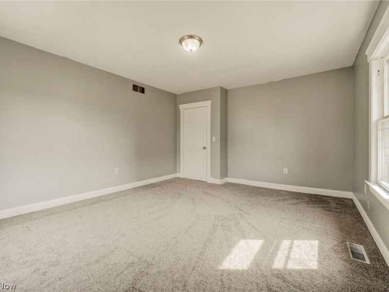 4432 Pearl Road , Cleveland, OH 44109 Photo 30