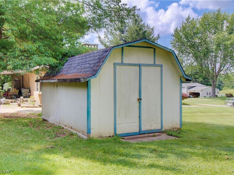 6787 Glenmere Avenue NE, Canton, OH 44721 Photo 14