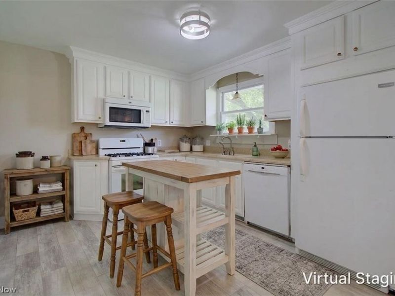 6787 Glenmere Avenue NE, Canton, OH 44721 Photo 20