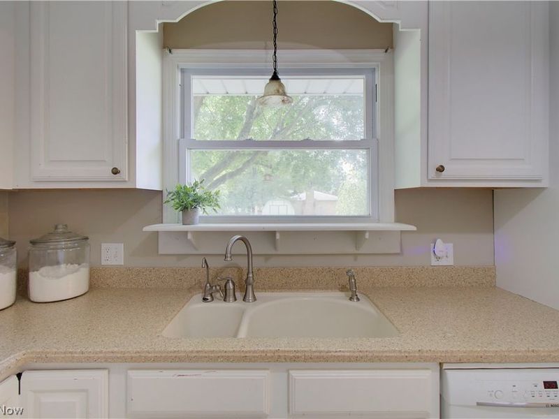6787 Glenmere Avenue NE, Canton, OH 44721 Photo 22