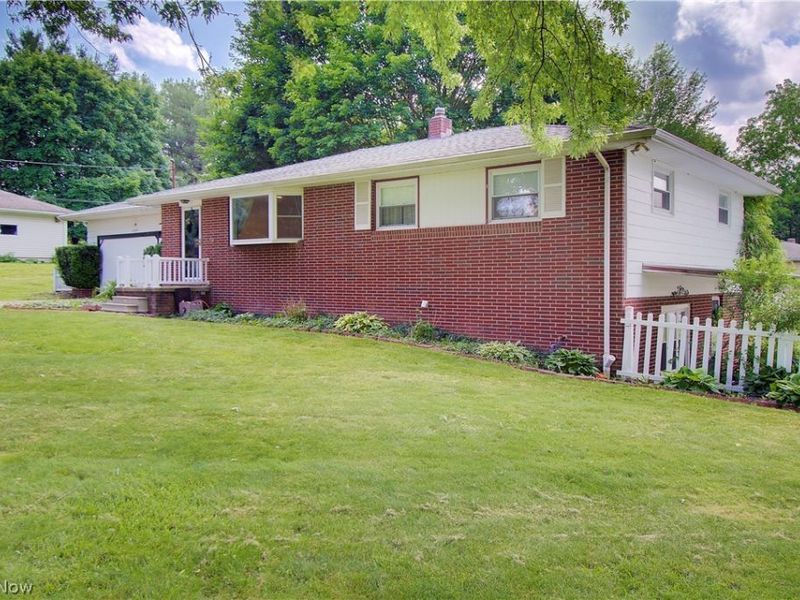 6787 Glenmere Avenue NE, Canton, OH 44721 Photo 5