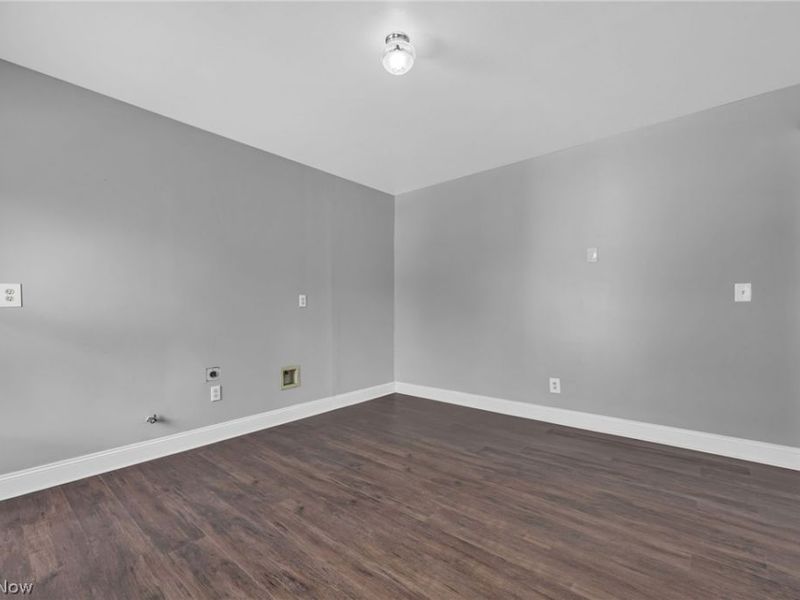 4438 Pearl Road , Cleveland, OH 44109 Photo 13