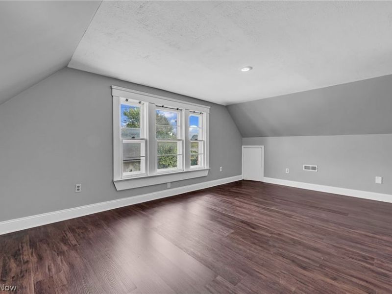 4438 Pearl Road , Cleveland, OH 44109 Photo 19