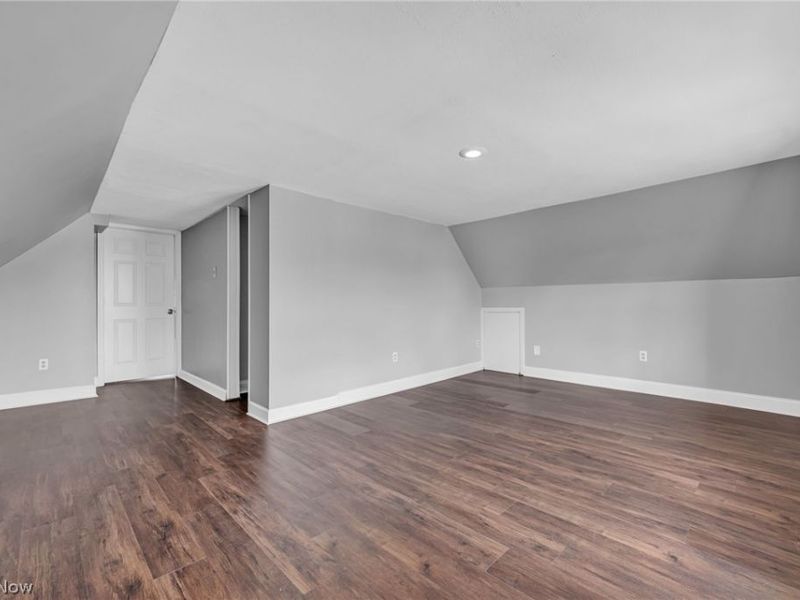 4438 Pearl Road , Cleveland, OH 44109 Photo 21