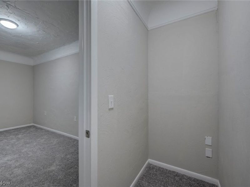 4438 Pearl Road , Cleveland, OH 44109 Photo 31