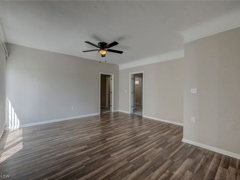 4438 Pearl Road , Cleveland, OH 44109 Photo 33