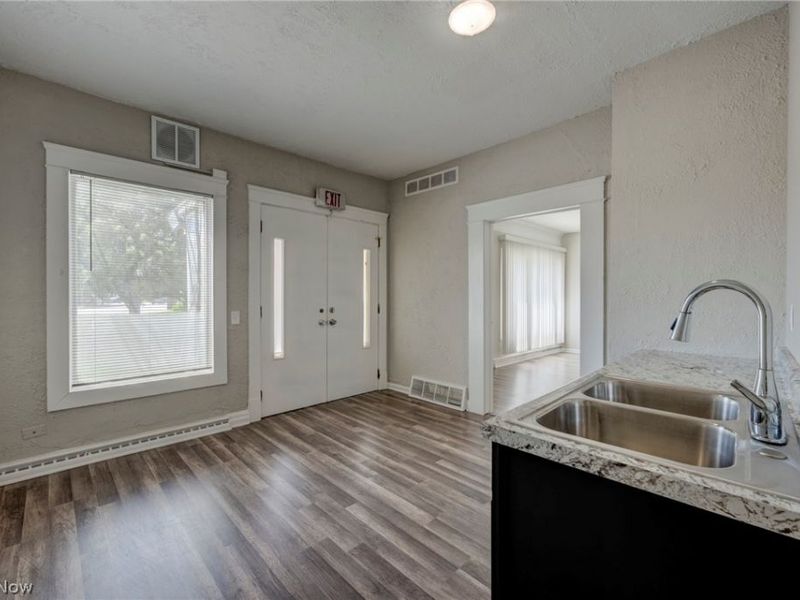 4438 Pearl Road , Cleveland, OH 44109 Photo 34