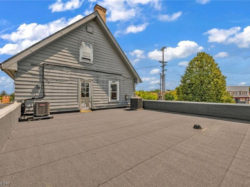 4438 Pearl Road , Cleveland, OH 44109 Photo 50