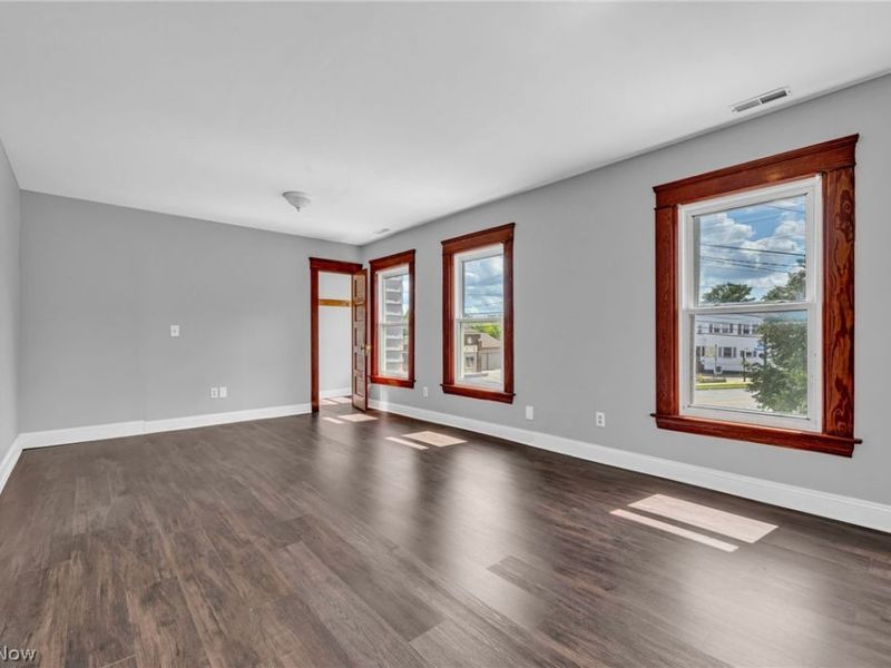 4438 Pearl Road , Cleveland, OH 44109 Photo 7
