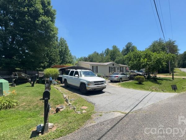 1694 Roy Caldwell Street , Morganton, NC 28655