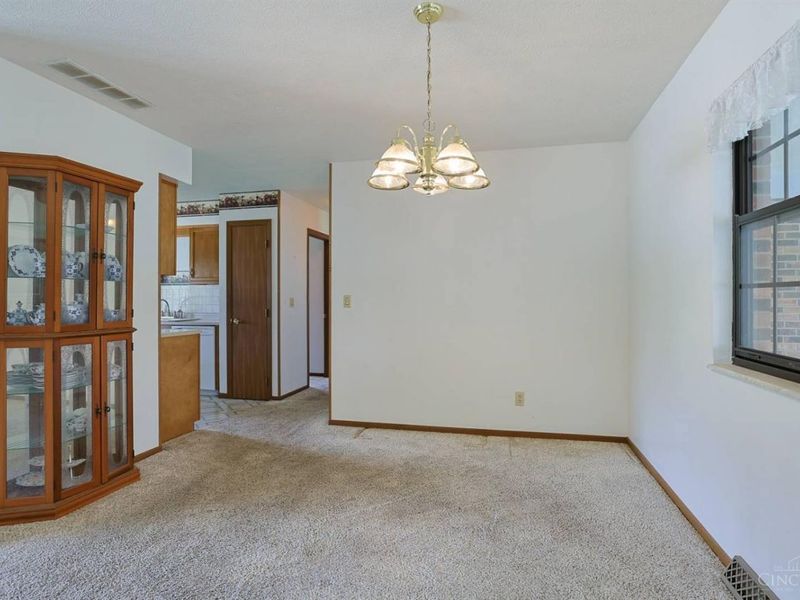3410 Carol Ann Lane, Middletown, OH 45044 Photo 8
